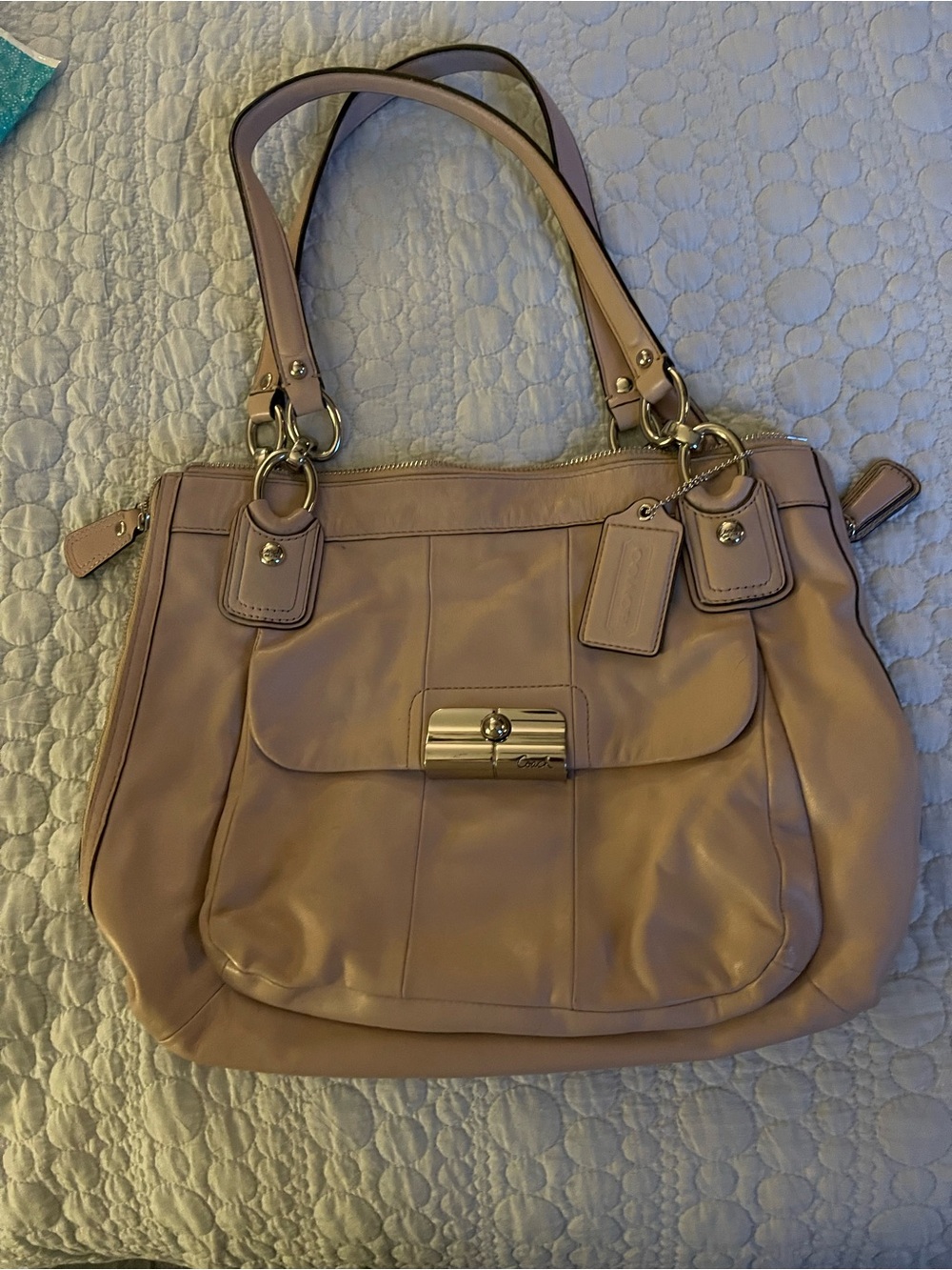 Coach Leather Shoulder Bag in Dusty Pink